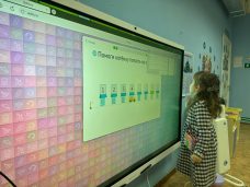 VHTDBCLm_TimUBXgLYOiA24vE